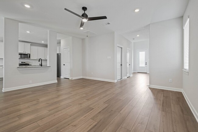 Photo - 1131 Campside Dr