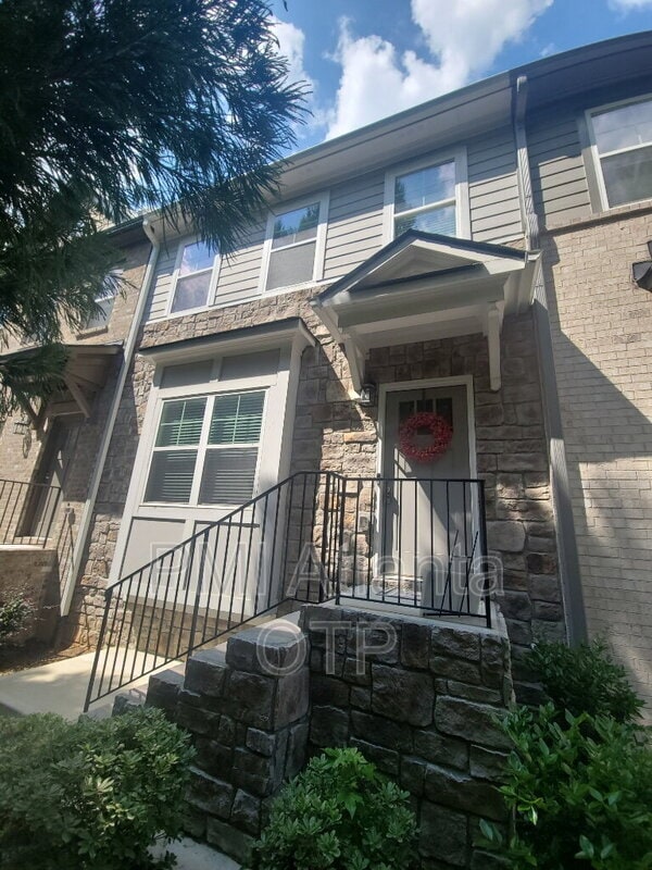 Building Photo - 255 Ismal Dr SW Rental