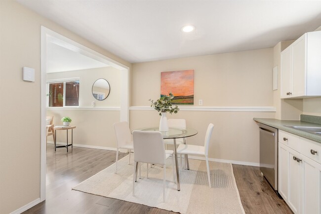 Photo - LIM DUPLEX Unit Lower