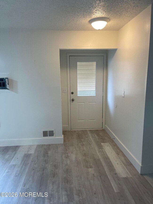 Photo - 141 Aster Ct