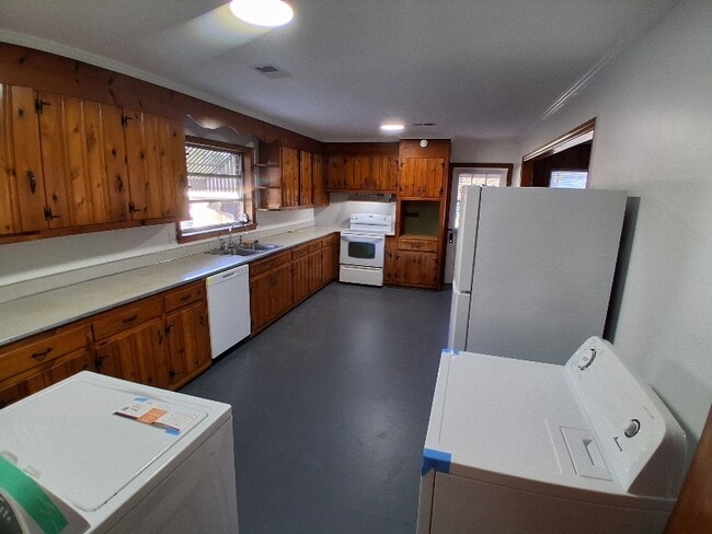 Photo - 1020 Peachtree St