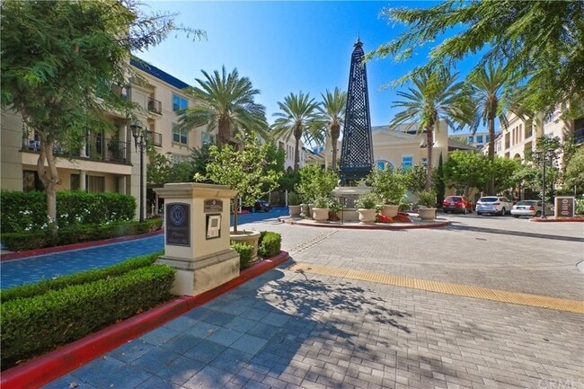 Photo - 2335 Watermarke Pl Unit 2335