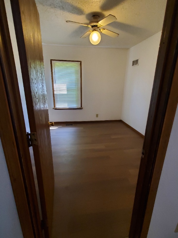 Photo - 2908 Endicott Ave