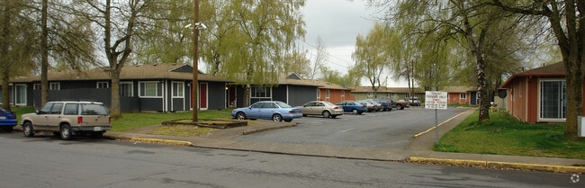 Albany Meadows Apartments
