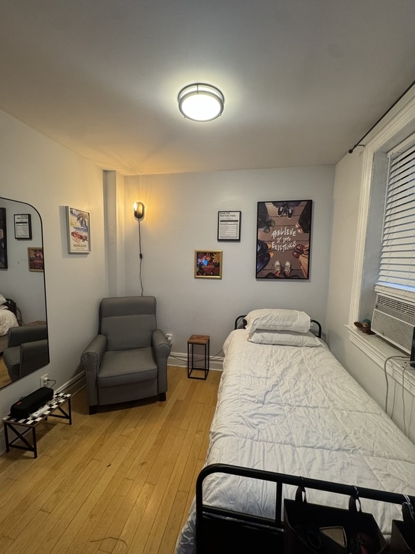 Building Photo - 254 1st St Unit Apt 1