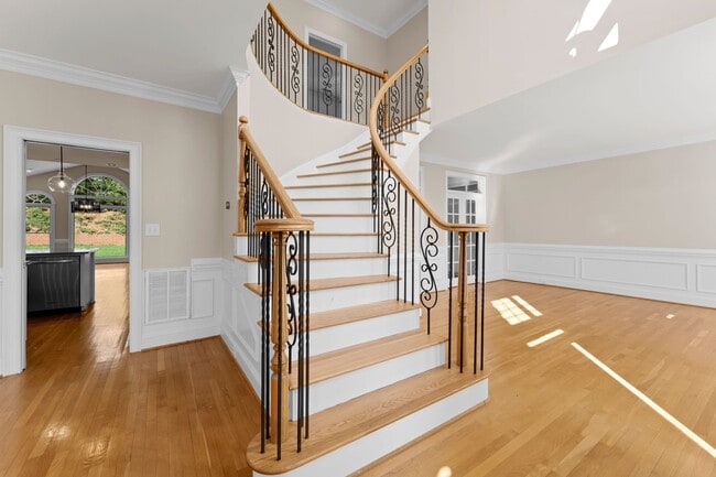 2134 Glade Hill Rd