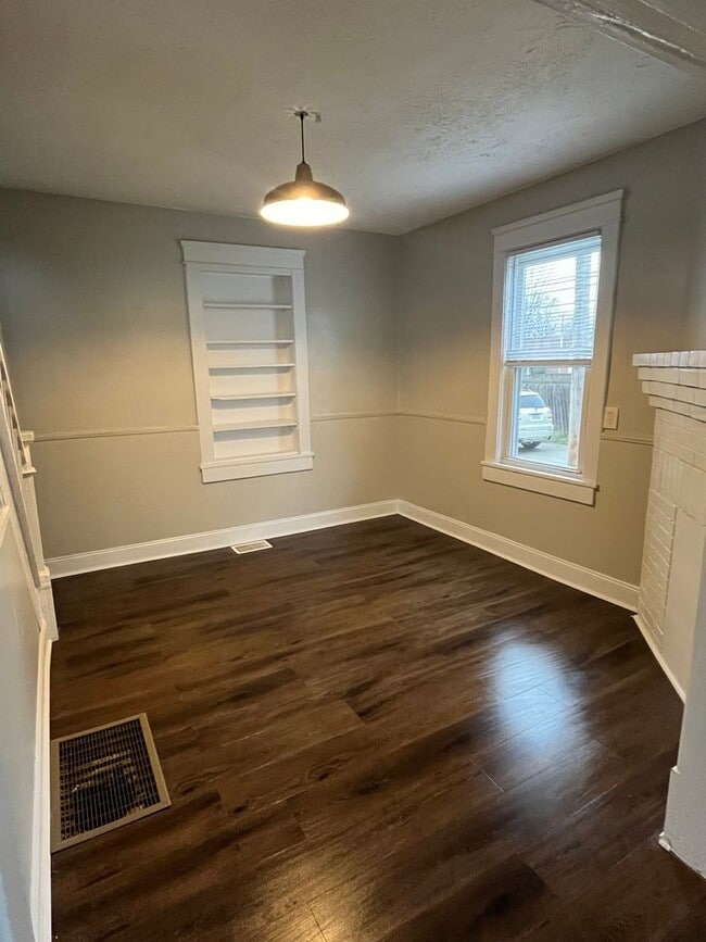 Photo - Spacious 3-Bedroom Home with Basement – Available NOW! – $1400/month