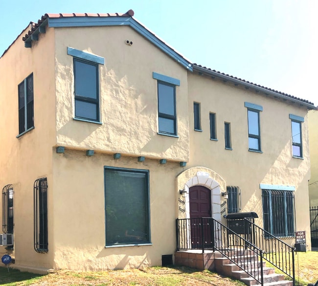 Building Photo - 7007 Willoughby Ave Rental