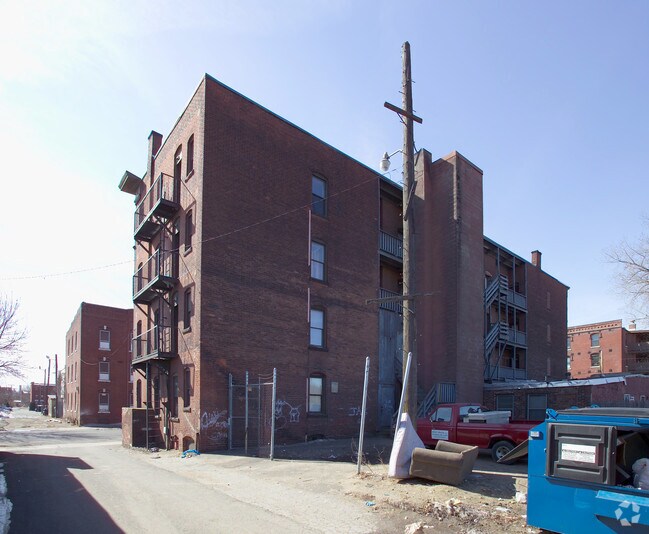 Photo - Cabot Street Apartments