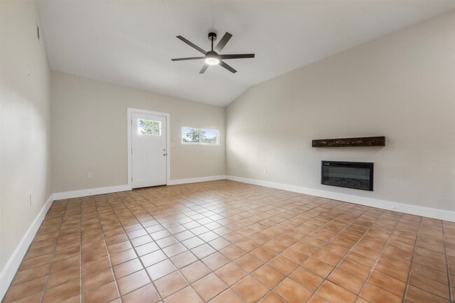 Photo - 2140 County Rd 235