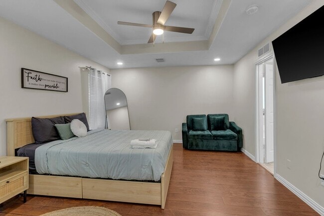 Photo - 746 Cape Cottage Ln