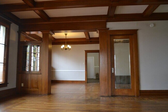 Photo - 211 N Spring Ave Unit 02
