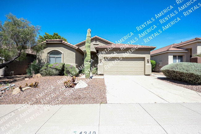 4240 E Molly Ln