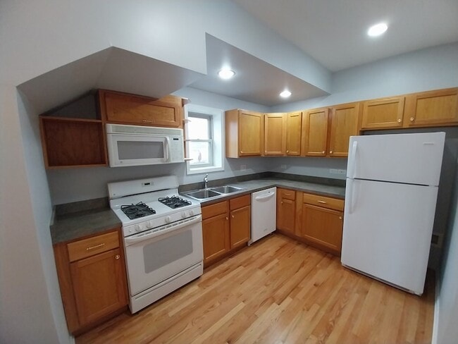 Photo - 4552 N Newland Ave Unit 1