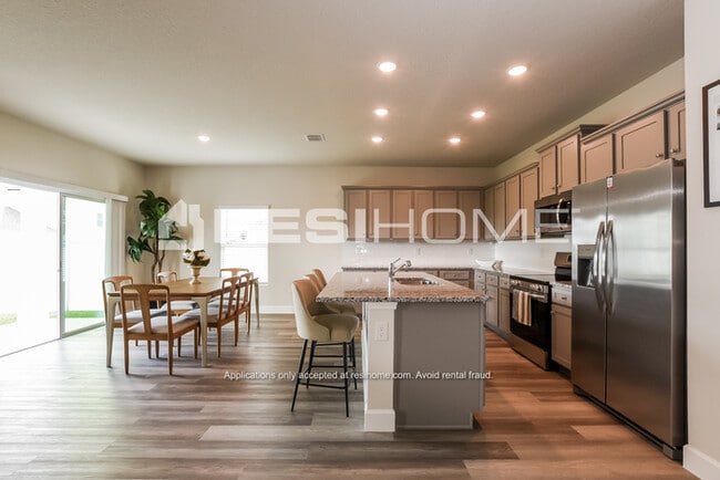 5268 Hartwood Lp