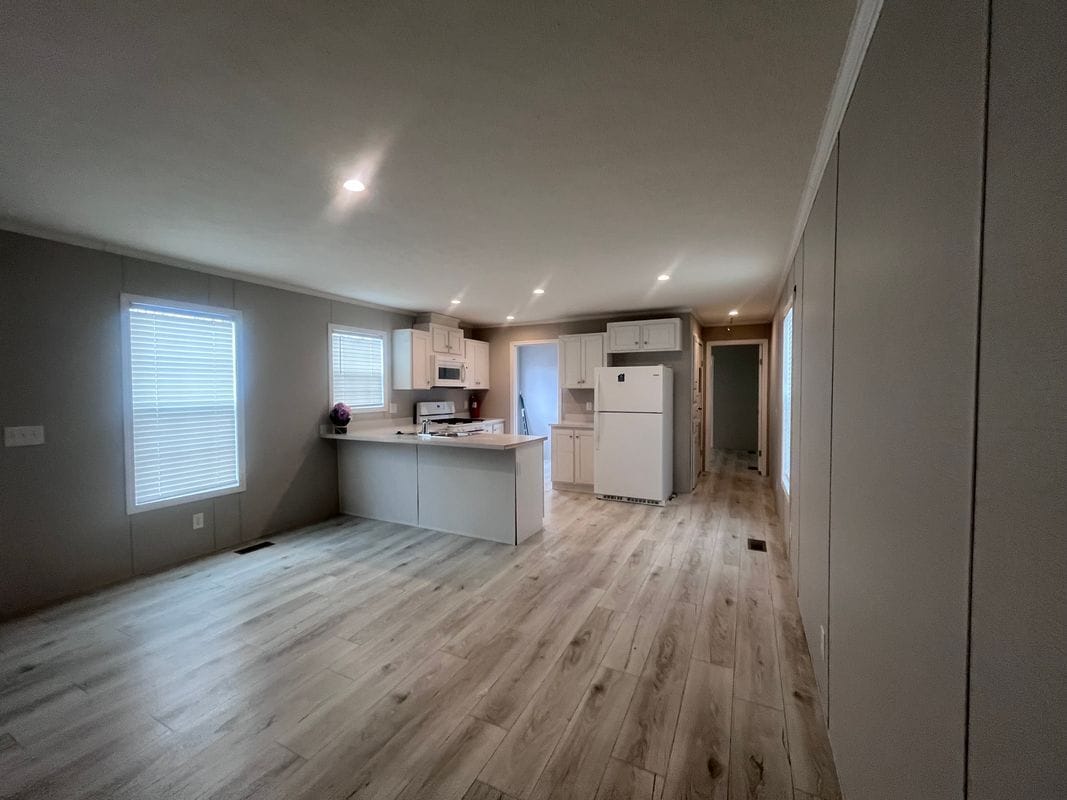 Photo - 344 Boyne St