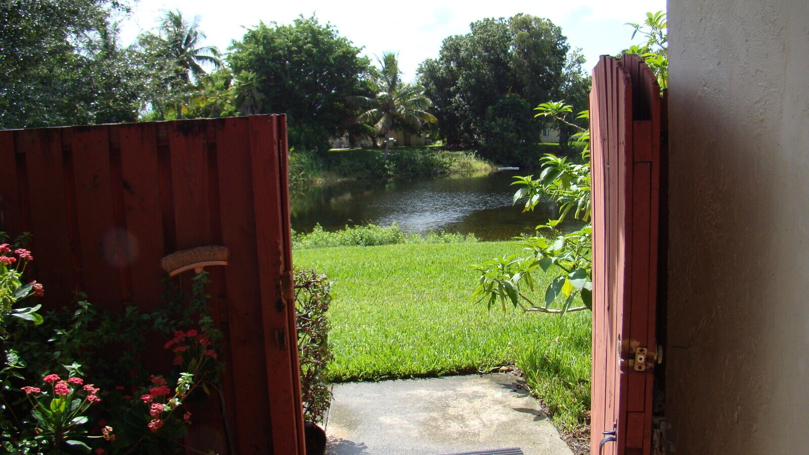 Photo - 3845 Victoria Dr