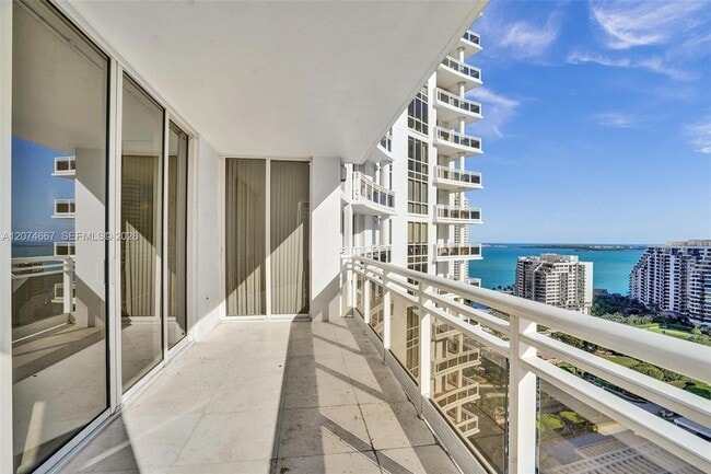 Photo - 901 Brickell Key Blvd Unidad 2302