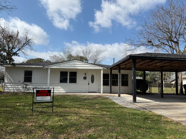 Building Photo - 1602 Klauke St