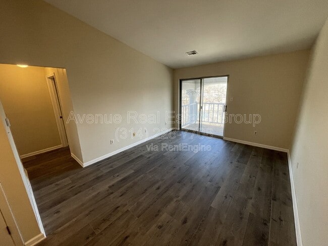 Photo - 1231 Creve Coeur Crossing Ln Unit I