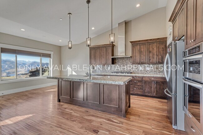 Photo - 1615 E Viewside Cir