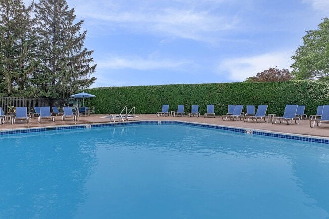 Manors at Knollwood