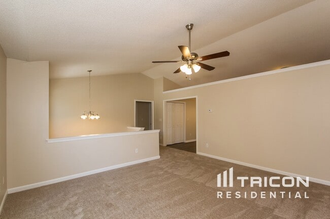 Photo - 271 Carthage Blvd