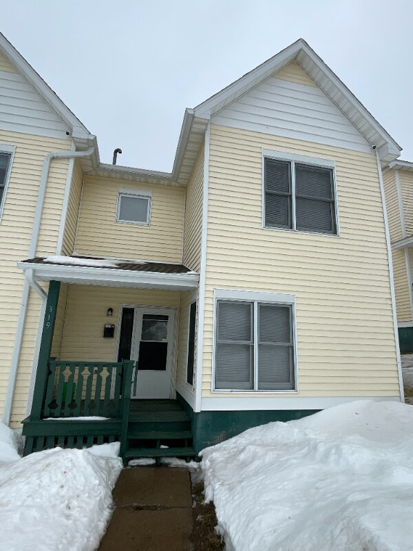 Photo - 323 N 3rd Ave W