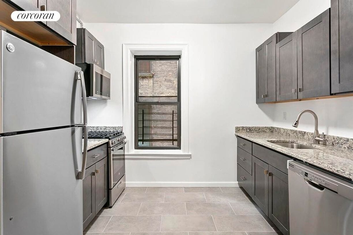 Photo - 505 W 122nd St