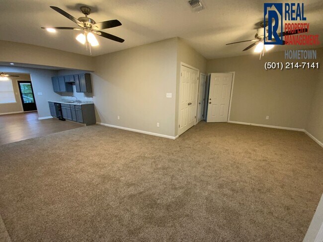 Photo - 131 S 2nd St