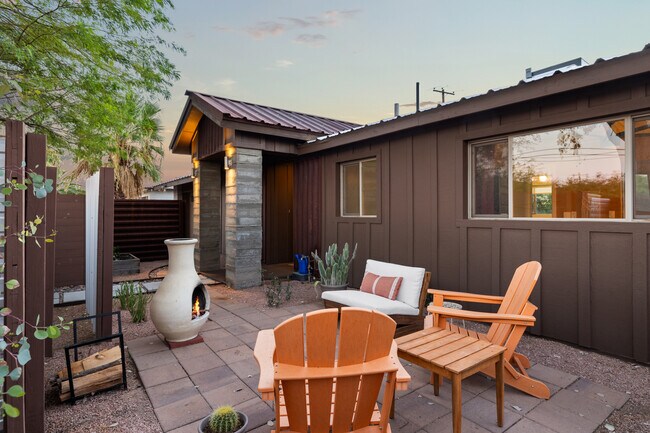Photo - 702 N 72nd Pl Casa