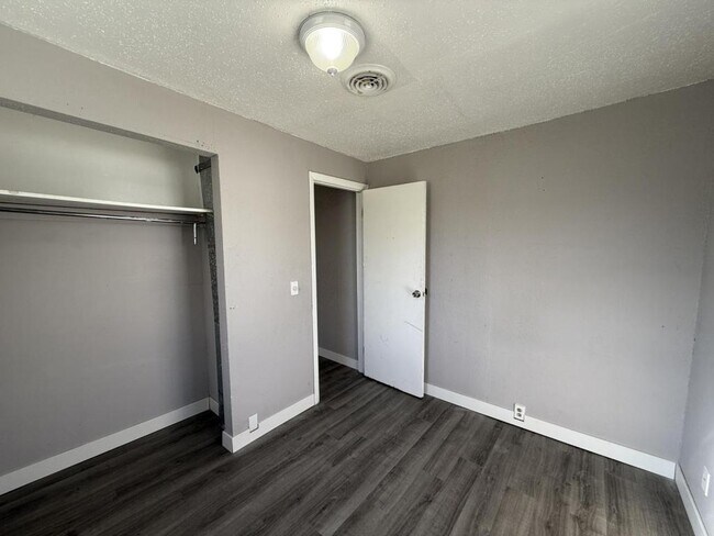 Photo - 1144 E Harvard Ave