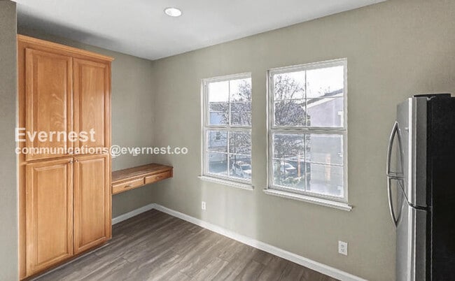 Photo - 2298 Winepol Loop