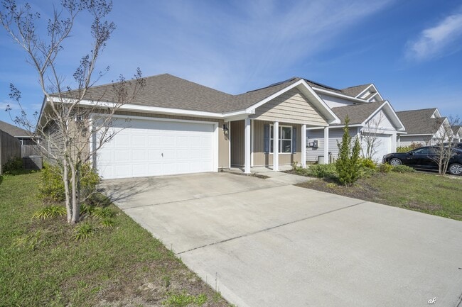 Building Photo - 112 Red Bay Rd