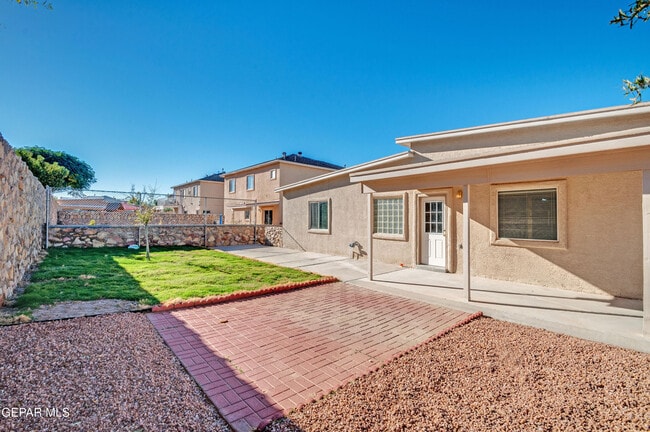 Photo - 316 De Palma Pl