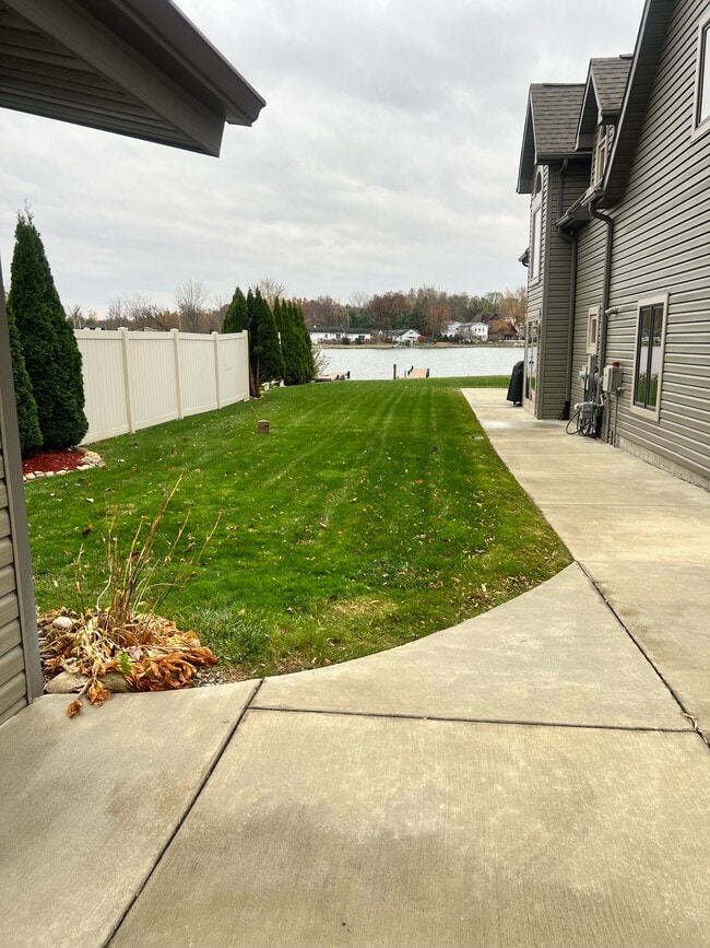 Photo - 8065 S Portage Rd