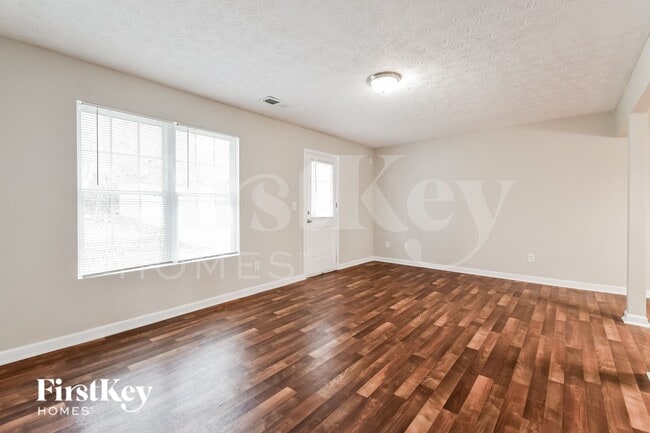 Photo - 2435 Piering Dr