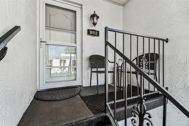 Photo - 3803 N Oak Dr Unit B52
