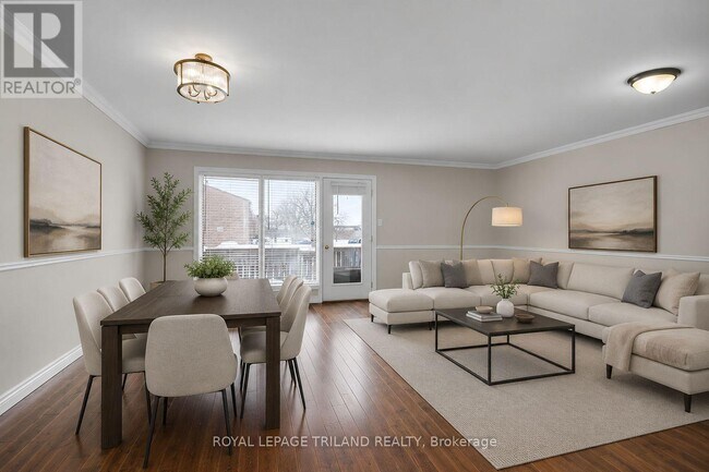 Photo - 624 Wonderland Rd S