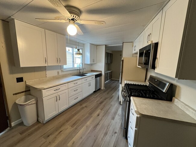 Photo - TWO BEDROOM HOME IN WILLIAMSBURG - GREAT L...