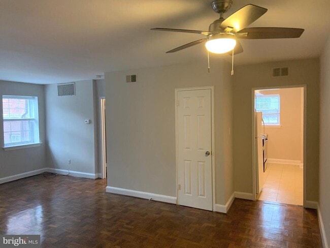 Photo - 1305 N Ode St Unit 304
