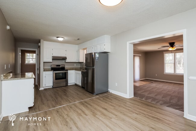 Photo - 225 Froman Dr