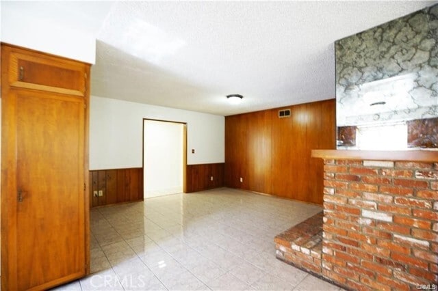 Photo - 6012 Oak Ave