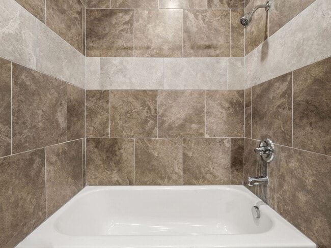 1001 McDonald Dr Unit 11