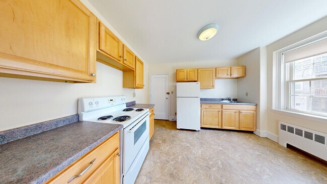 Photo - 532 Belmont St Apartamentos Unidad #24