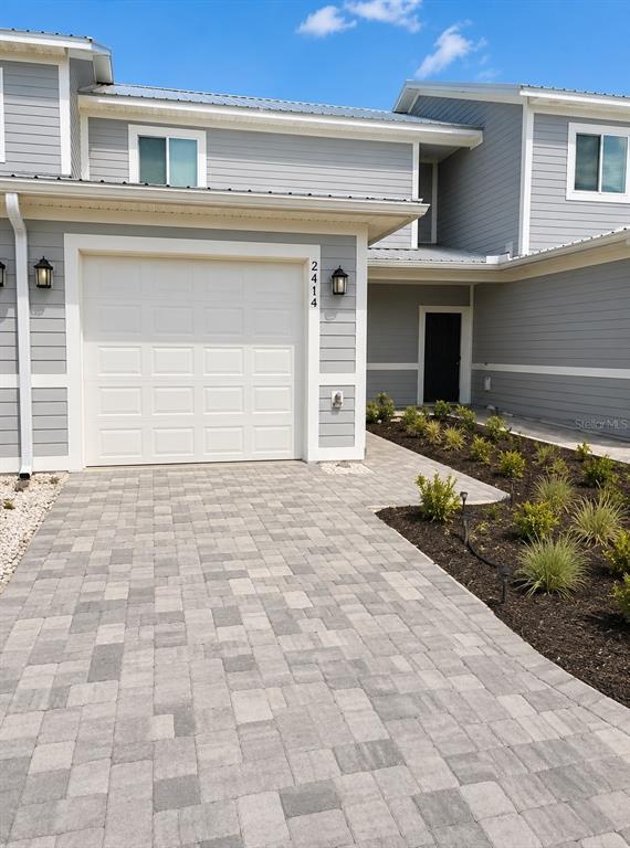 2414 Willow Wy