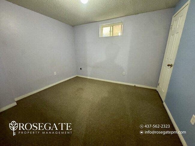 Photo - 2-Bedroom Basement Apartment with 2 Parking Spaces – Brampton Unit 2