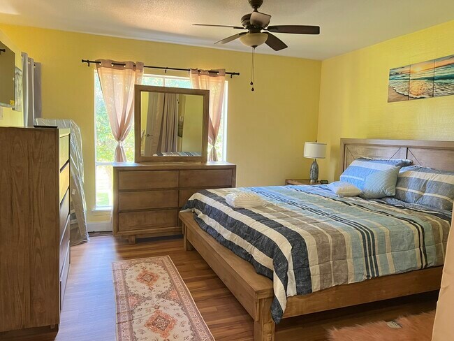 2230 S Piney Point Rd Unit 219