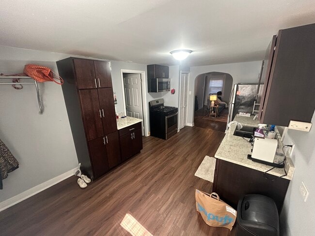 Photo - 1633 W Pierce Ave Unit G