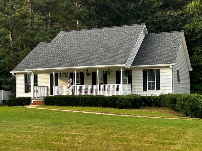Building Photo - 60 Riverside Pky Rental